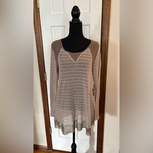 BKE Taupe Knit Long Sleeve Top